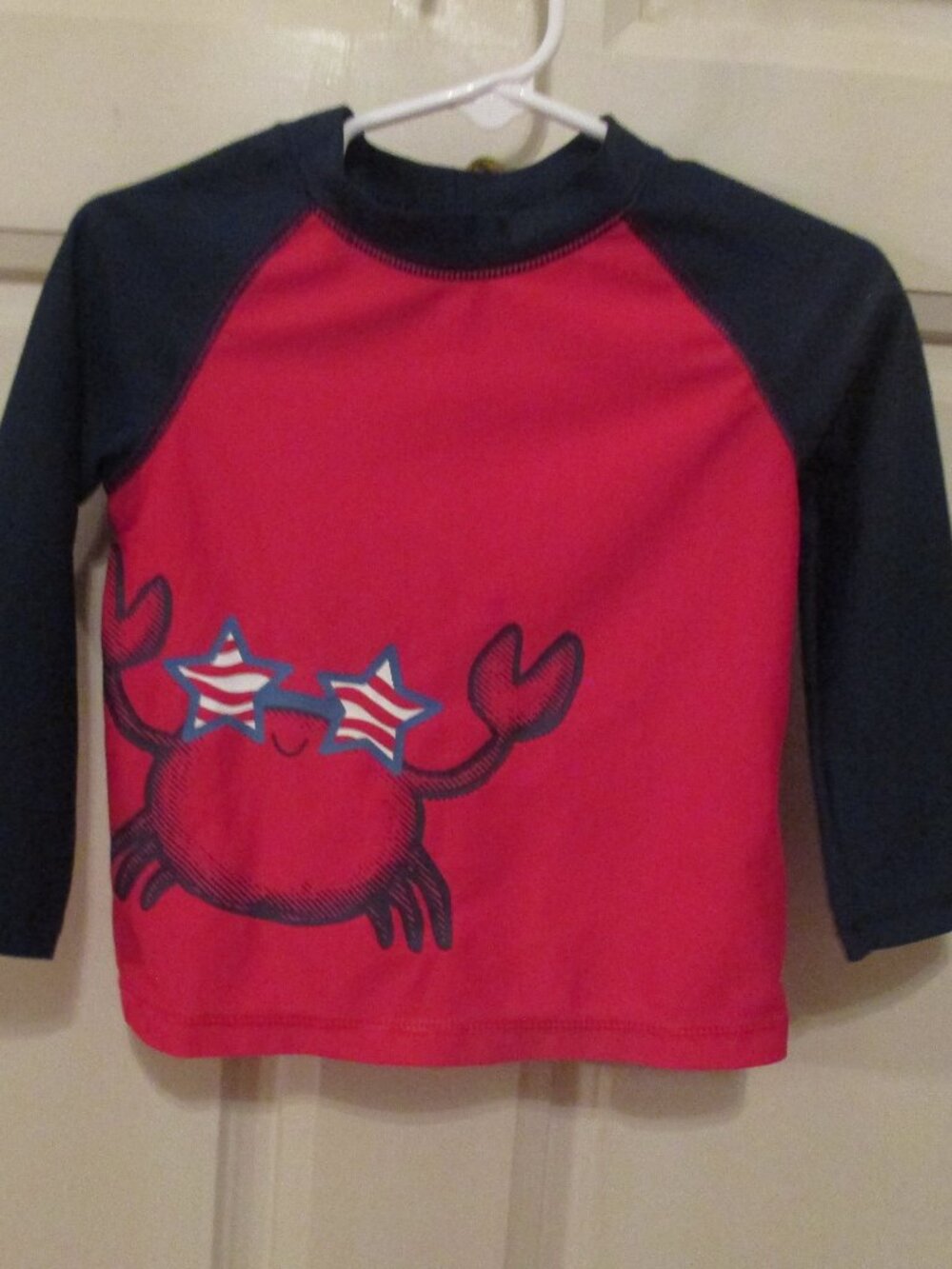 Carter's Baby Boy Patriotic Crab Rashguard Swim top Sz 18M red white blue